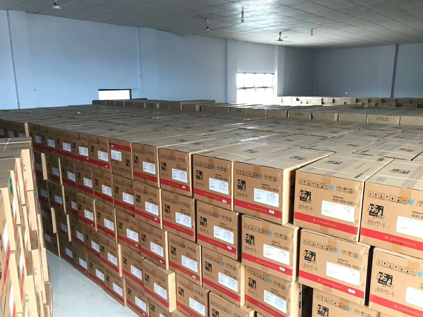 積極推進壁掛爐惠民工程，瑞馬壁掛爐一直在路上！